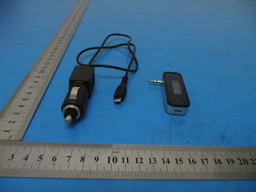 FM Transmitter with car charger-Hastings - FCC ID 2ADKU-02069 - National Entertainment Collectibles Association (NECA) (2)