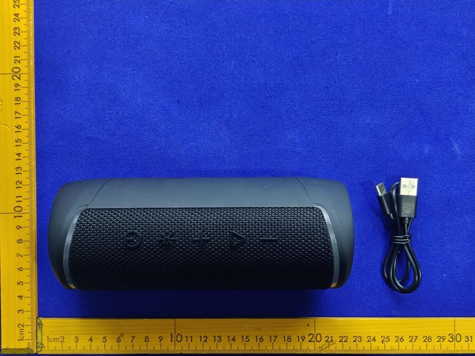 Portable Speaker - FCC ID 2ADLF-EBS-609 - Shenzhen Epoch Development Electronics Co., Ltd. (2)