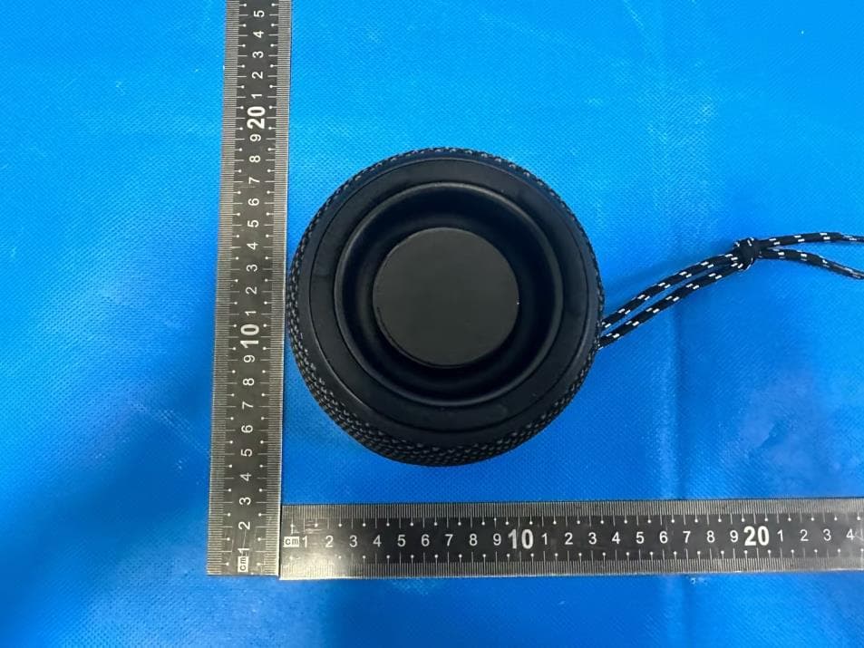 Bluetooth speaker - FCC ID 2ADLFEBS-706 - Shenzhen Epoch Development Electronics Co., Ltd. (5)