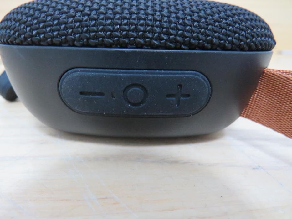 Mini Bluetooth Speaker - FCC ID 2ADLI-BT-SPK-M3 - Koda Electronics (HK) Co., Ltd (4)