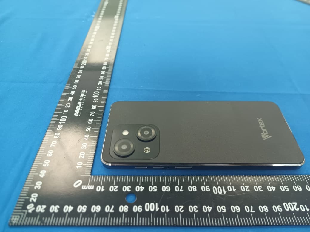 Mobile Phone - FCC ID 2ADLJ-CG65PRO - Xwireless LLC (3)