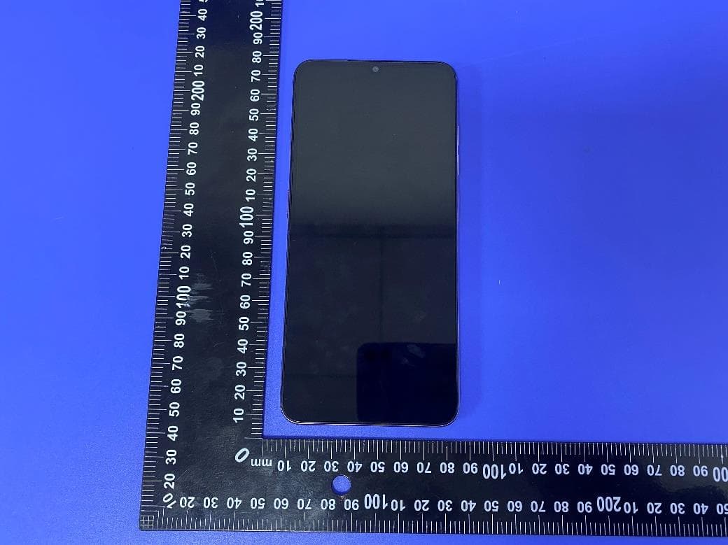 Smartphone - FCC ID 2ADLJ-HD68 - Xwireless LLC (3)