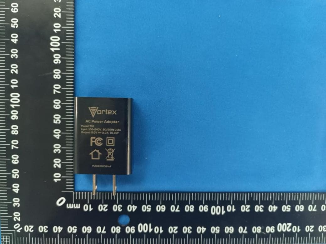 Tablet PC - FCC ID 2ADLJ-T10M - Xwireless LLC (3)