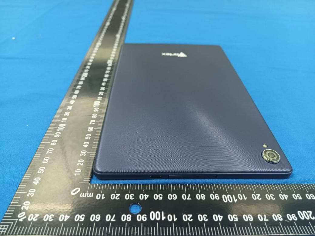 Tablet PC - FCC ID 2ADLJ-T10M - Xwireless LLC