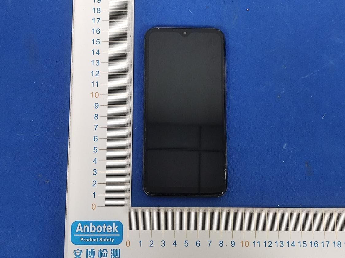 SMARTPHONE - FCC ID 2ADLJ-V22 - Xwireless LLC (2)