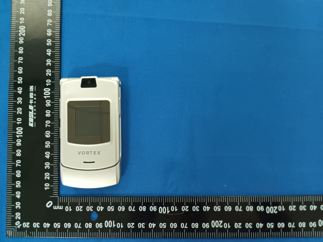 Mobile Phone - FCC ID 2ADLJ-V3 - Xwireless LLC (3)
