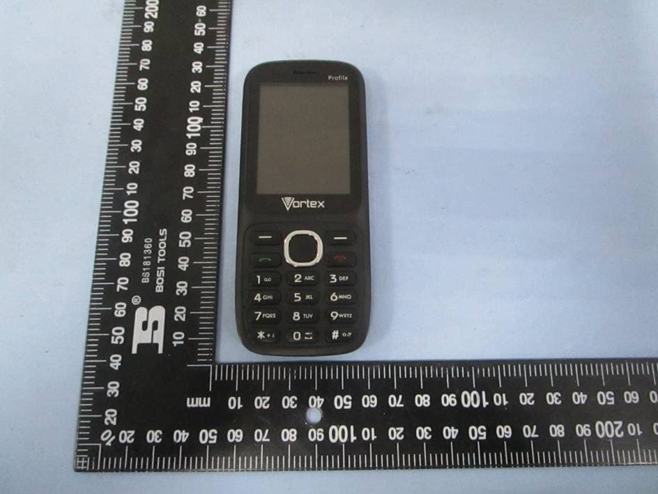 mobile phone - FCC ID 2ADLJPROFILE - Xwireless LLC (4)