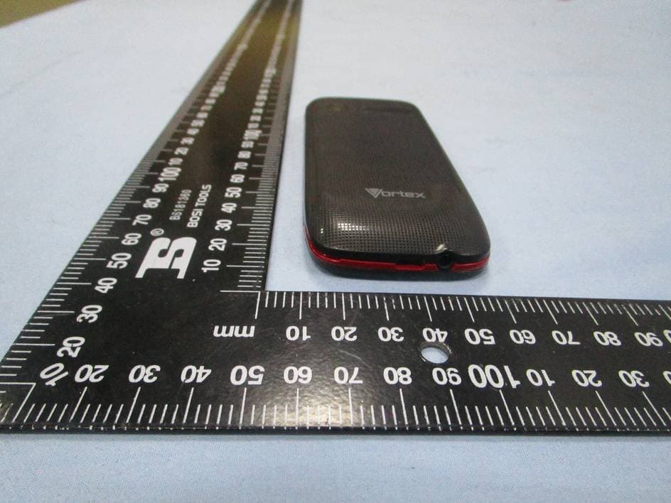 mobile phone - FCC ID 2ADLJPROFILE - Xwireless LLC (3)