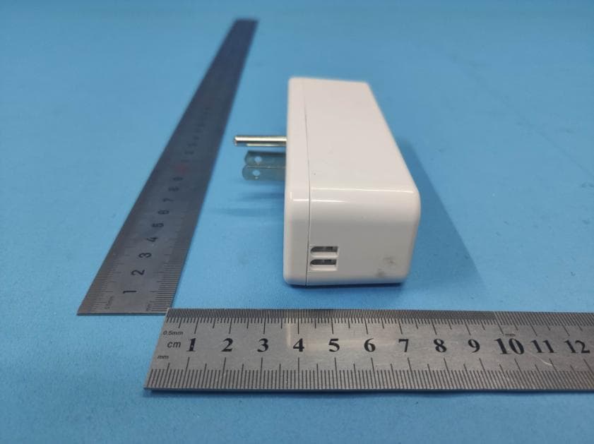 Smart Plug - FCC ID 2ADLL-1103436 - Broan-NuTone LLC (4)