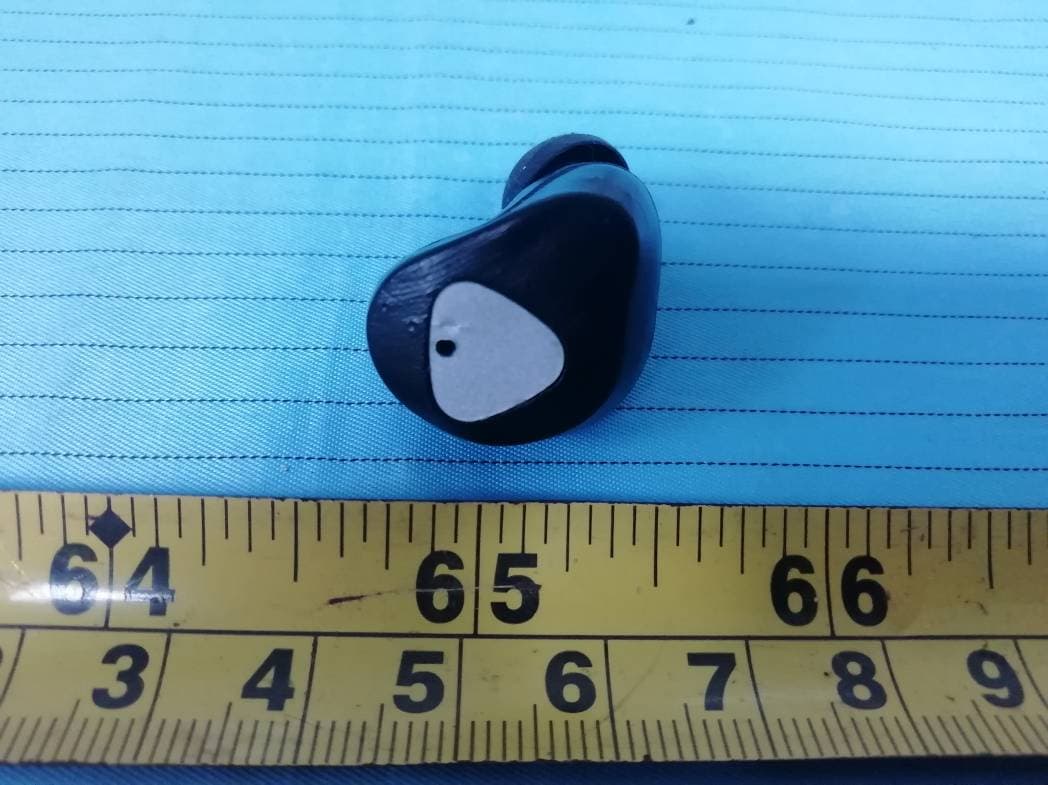TWS METALLIC BUTTON AST - FCC ID 2ADM5-EP-0630-R - Zeeva International Limited (5)