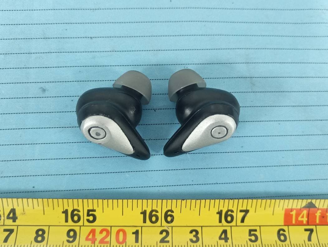 ARROW TWS BUDS AST - FCC ID 2ADM5-EP-0634 - Zeeva International Limited (3)