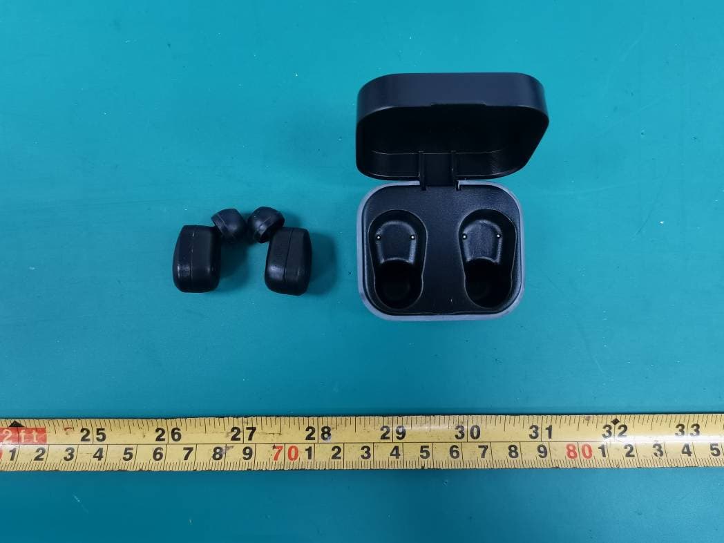 TWS BEAM EARBUDS - FCC ID 2ADM5-EP-0648 - Zeeva International Limited (2)