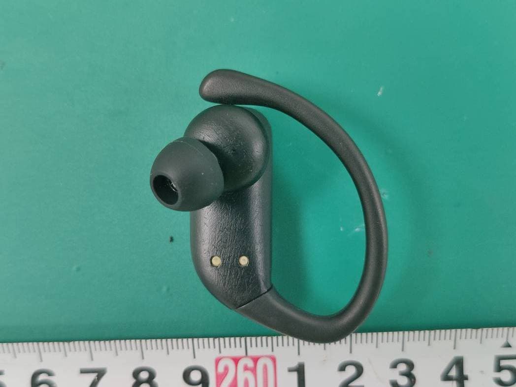 TWS SPORTHOOK AST - FCC ID 2ADM5-EP-0649-L - Zeeva International Limited (5)