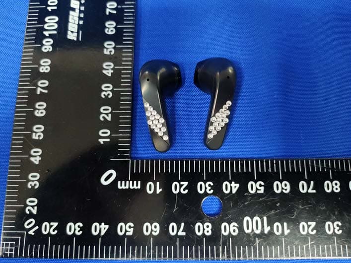 S23 BLING TWS - FCC ID 2ADM5-EP-0680 - Zeeva International Limited