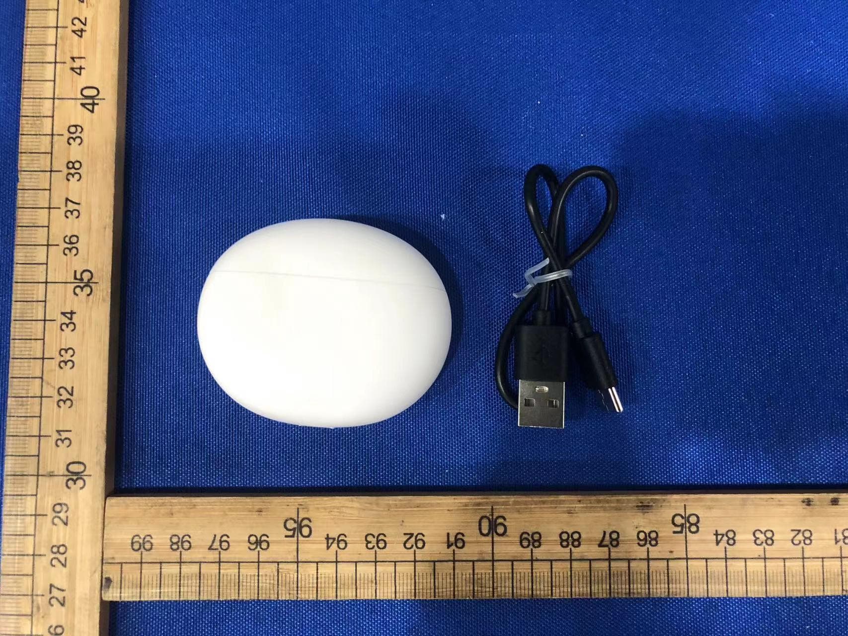BASIC STEM TWS - FCC ID 2ADM5-EP-0720-L - Zeeva International Limited