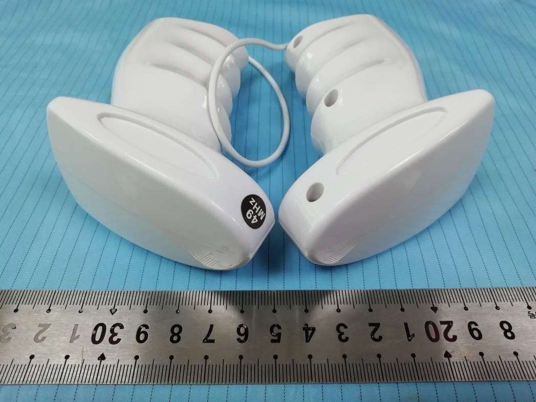 RC GESTURE CONTROL ROBOT - FCC ID 2ADM5-ET-0011-49 - Zeeva International Limited (2)
