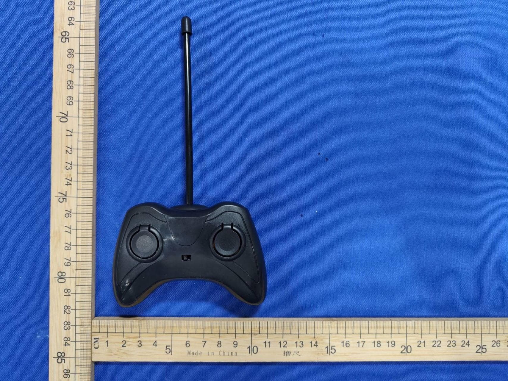RC Shark - FCC ID 2ADM5-ET-0811 - Zeeva International Limited