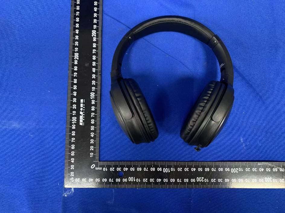 BT IPX SPORT HEADPHONE - FCC ID 2ADM5-HP-0617 - Zeeva International Limited (2)