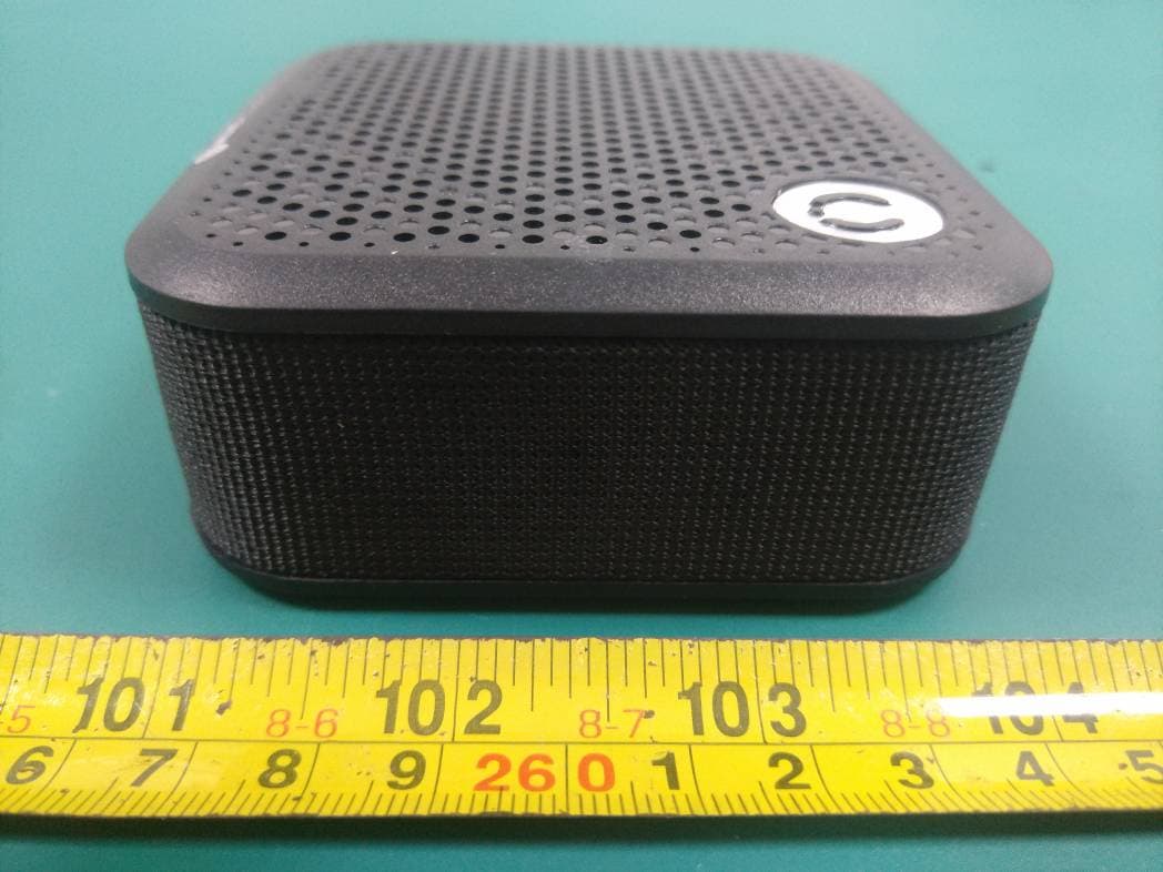 A-Plus Wireless Portable Speaker - FCC ID 2ADM5-MA2000 - Zeeva International Limited (3)