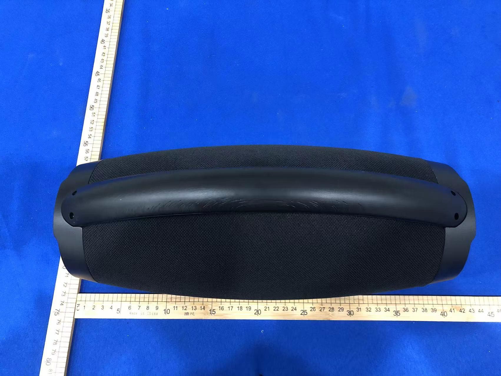 BT RUGGED SPK W/ HANDLE - FCC ID 2ADM5-SP-0242 - Zeeva International Limited
