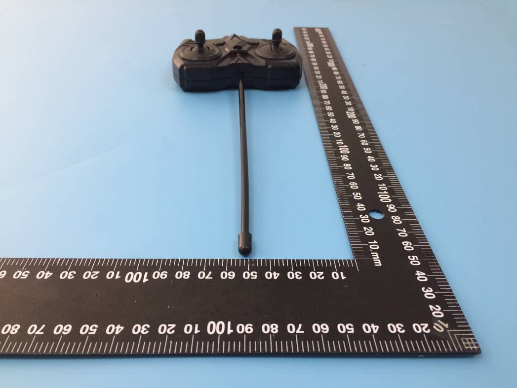 NIC RC BATTLING ROBOT (Remote Controller 49 MHz) - FCC ID 2ADM5-ZT-0170-49 - Zeeva International Limited (4)