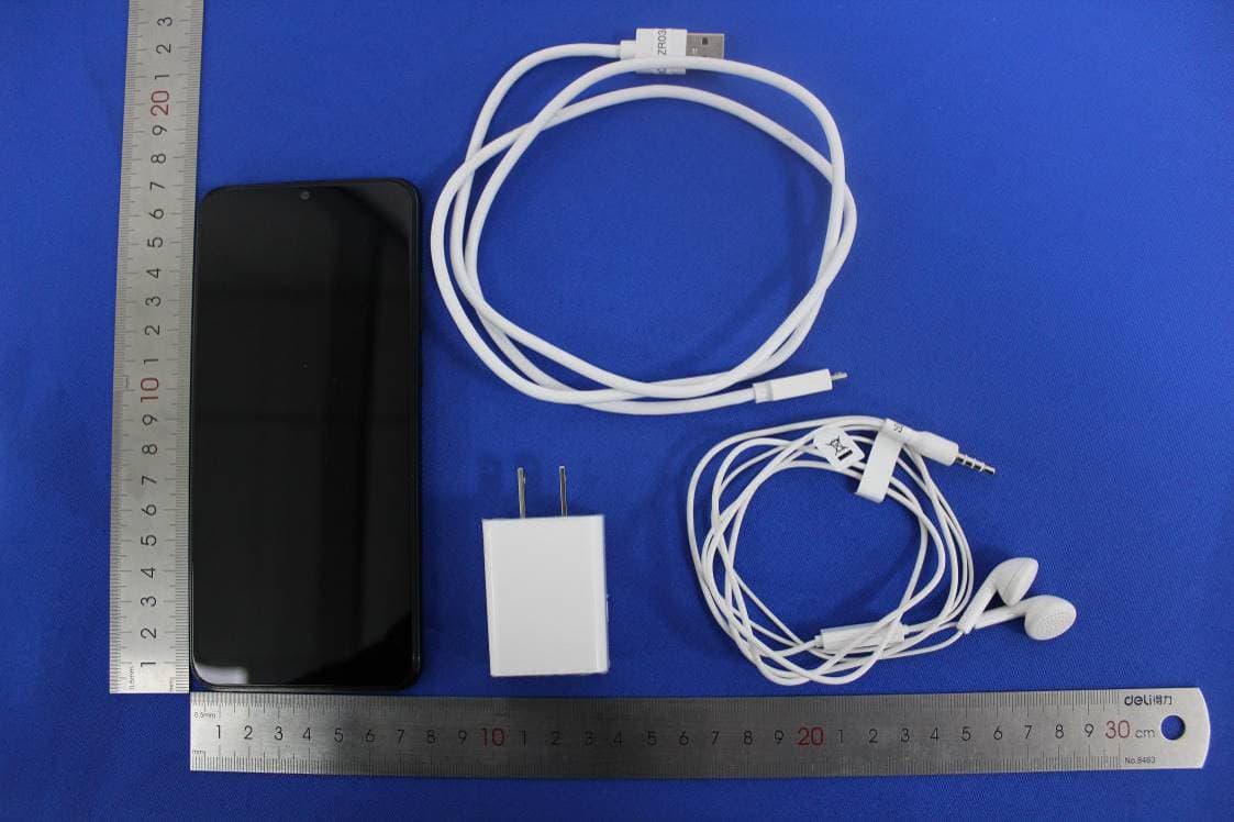 Smartphone - FCC ID 2ADOBHLTE226E - Hisense International Co.,Ltd