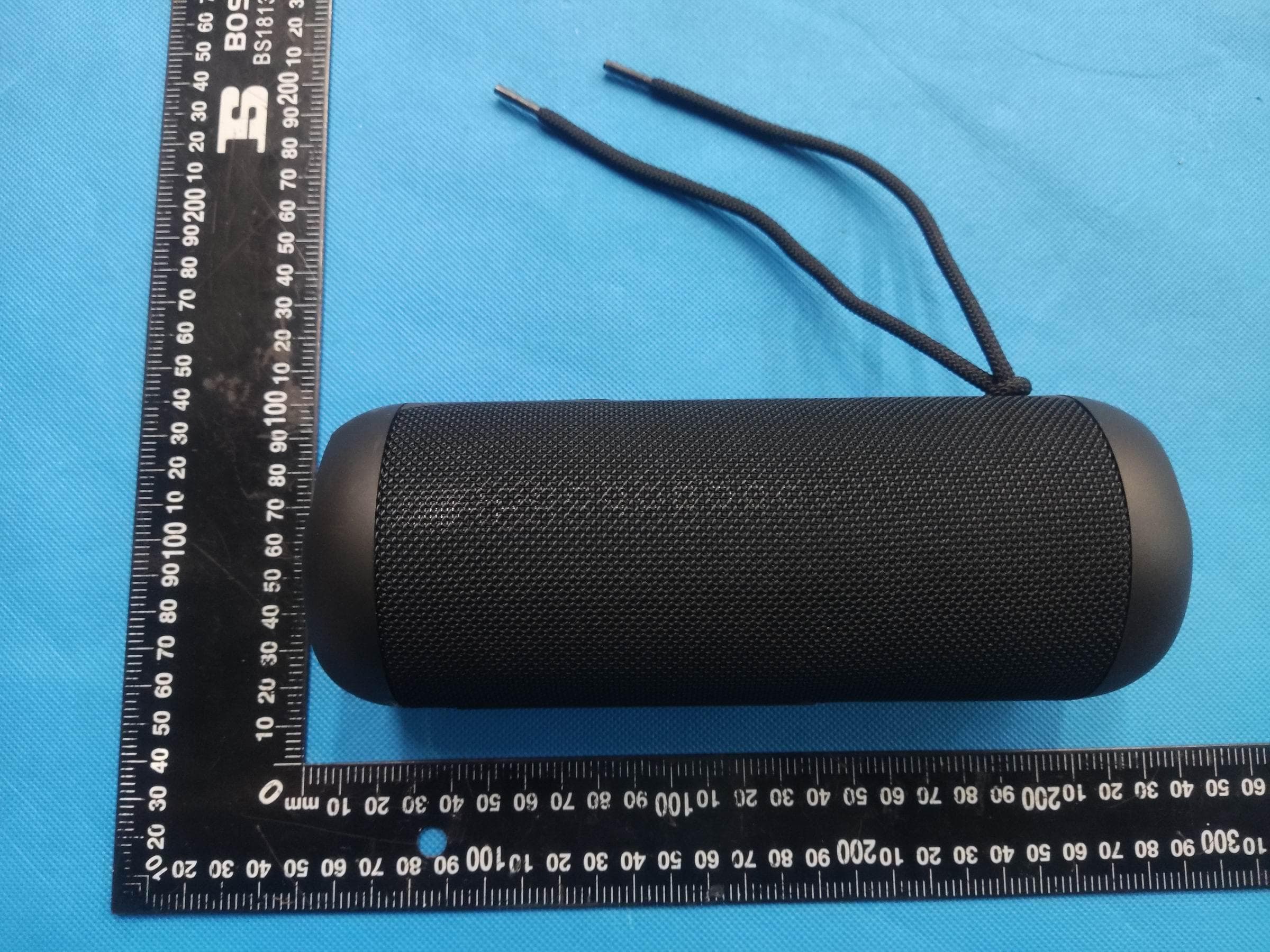Bluetooth Speaker - FCC ID 2ADOR-G180 - Shenzhen Royqueen Audio Technology Co., Ltd. (2)