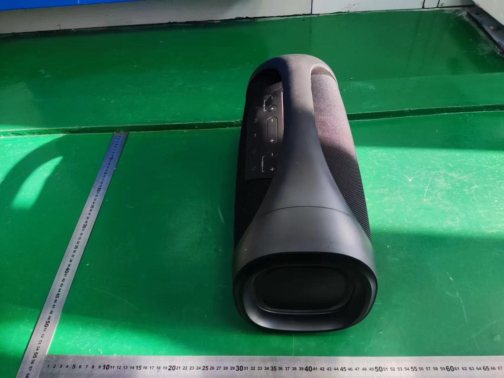Bluetooth Speaker - FCC ID 2ADOR-G700B - Shenzhen Royqueen Audio Technology Co., Ltd. (4)