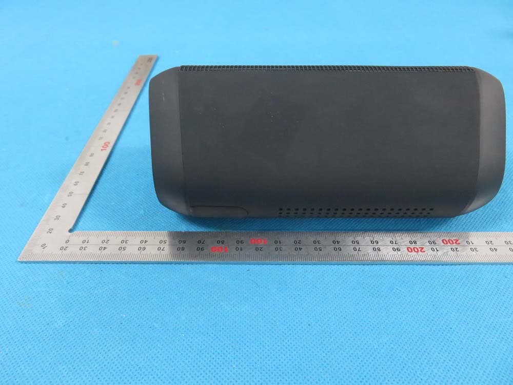 Bluetooth speaker - FCC ID 2ADORT900 - Shenzhen Royqueen Audio Technology Co., Ltd. (4)