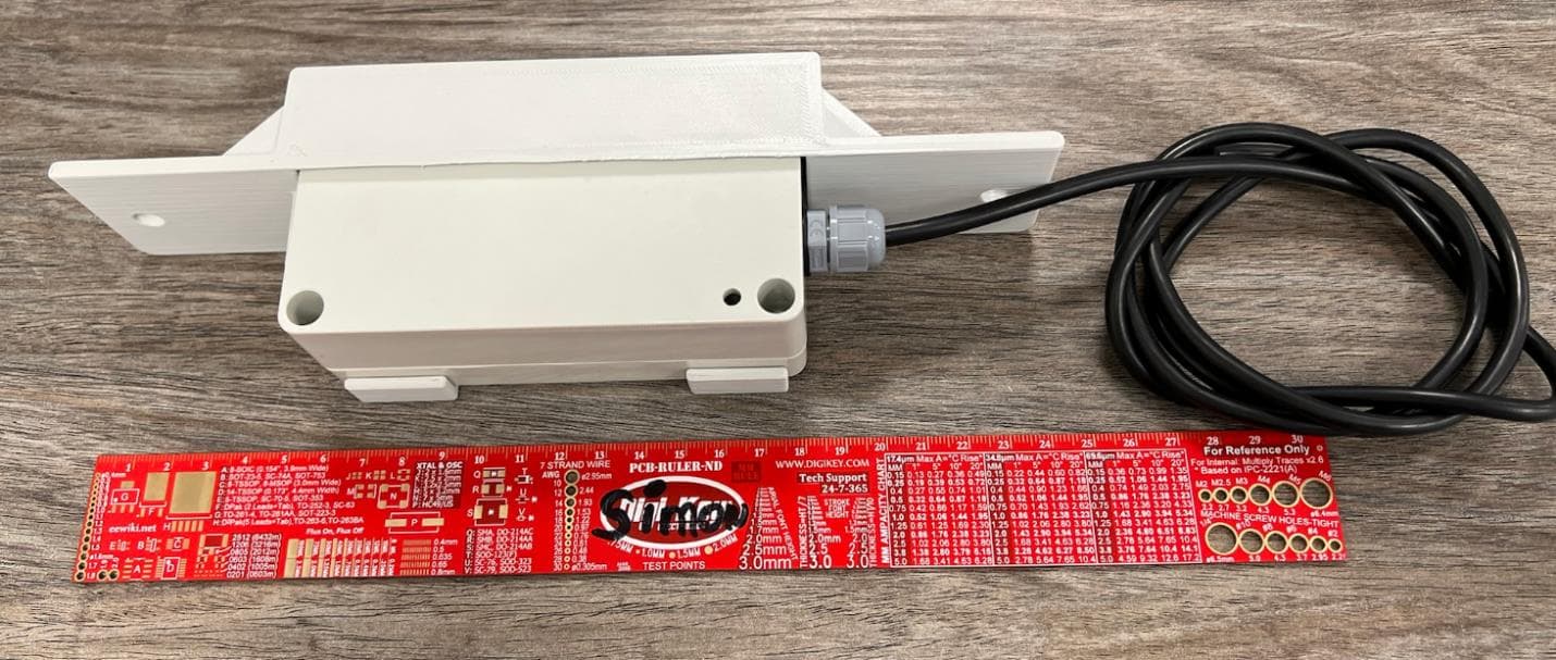 BLE Tracker - FCC ID 2ADQFBEHT3AD - Otodata Wireless Network Inc. (2)