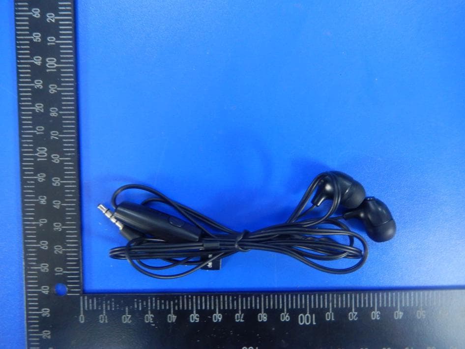 3G Mobile Phone - FCC ID 2ADR3U160 - UNNECTO HOLDING LIMITED (3)
