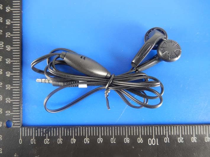 3G MOBILE PHONE - FCC ID 2ADR3U510 - UNNECTO HOLDING LIMITED (1)