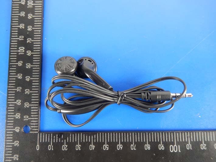 3G MOBILE PHONE - FCC ID 2ADR3U513 - UNNECTO HOLDING LIMITED