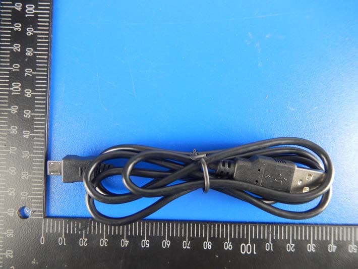 3G MOBILE PHONE - FCC ID 2ADR3U901 - UNNECTO HOLDING LIMITED (3)