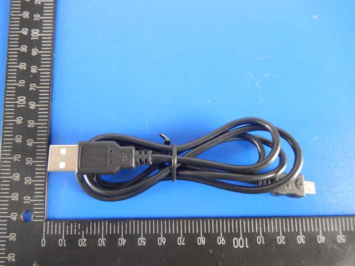 3G MOBILE PHONE - FCC ID 2ADR3U903 - UNNECTO HOLDING LIMITED (2)