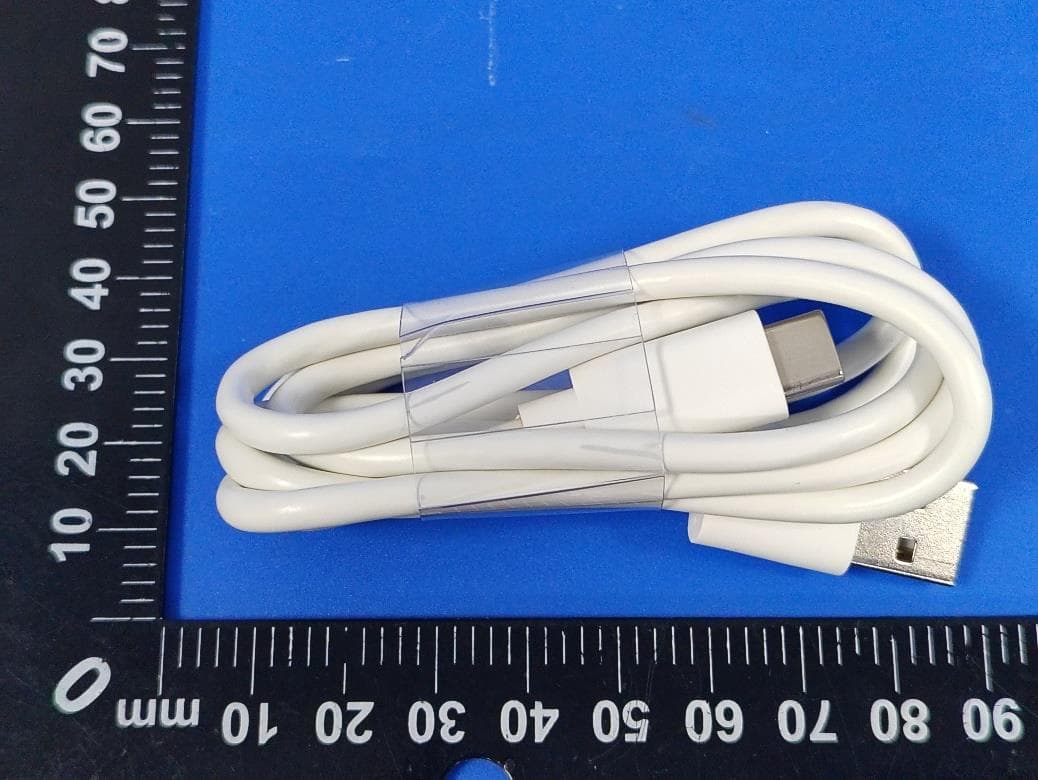 Mobile Phone - FCC ID 2ADR3UE020 - UNNECTO HOLDING LIMITED