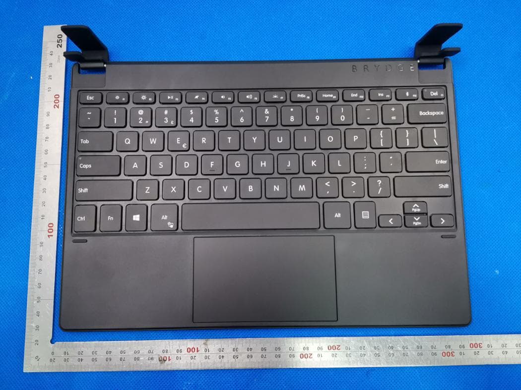 Bluetooth Keyboard - FCC ID 2ADRG-BRY7011 - BRYDGE GLOBAL (2)