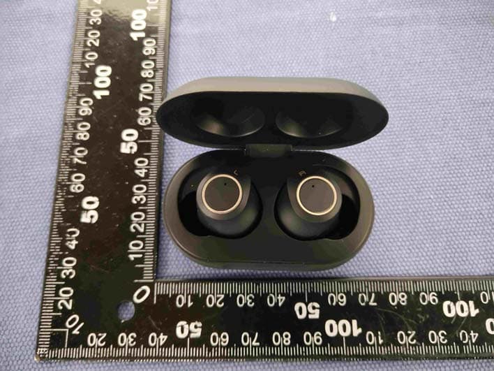 Wireless Bluetooth Earphones - FCC ID 2ADTF-T20P - SPRITE Group Limited (5)