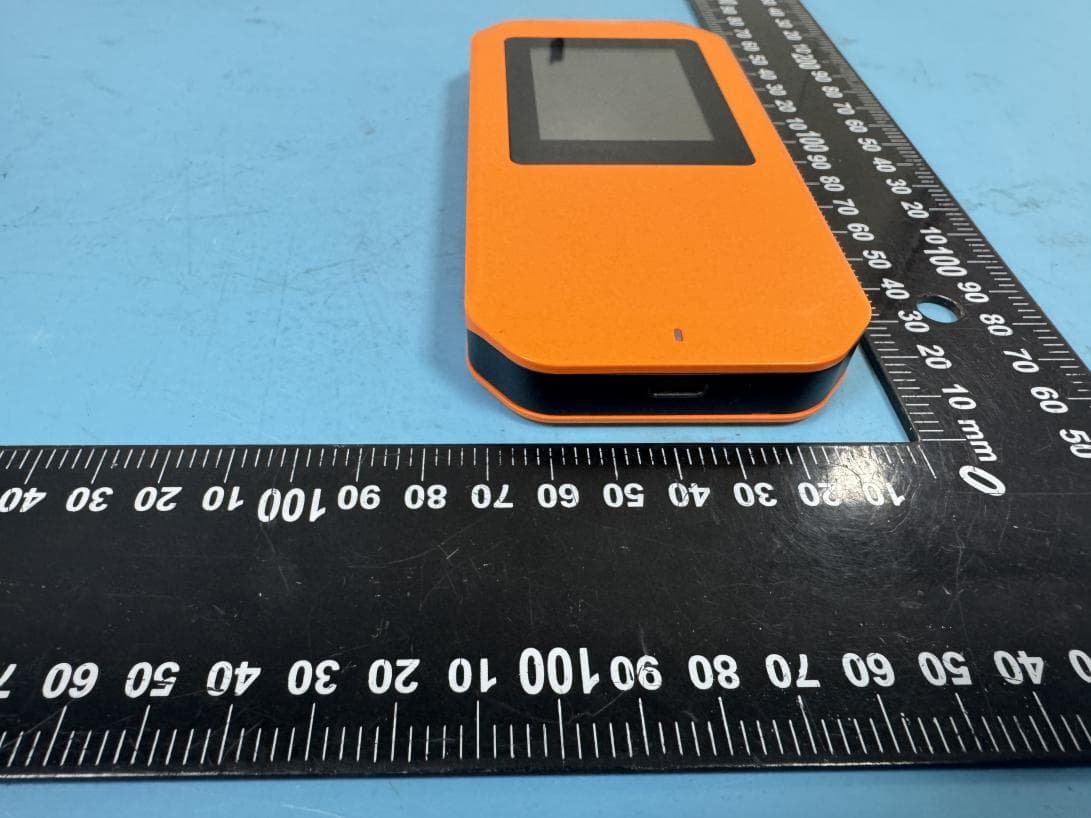 5G wireless route - FCC ID 2ADUBROAMWIFI5GPRO - Tianjin RoamWiFi Technology Co., Ltd. (3)