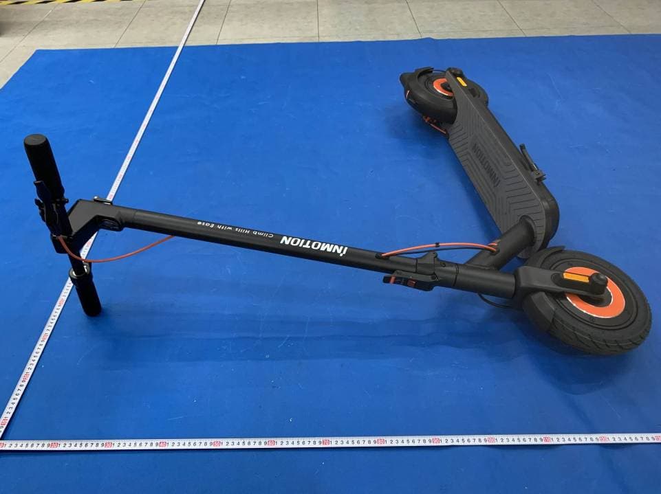 Electric scooter - FCC ID 2ADUSLE1 - INMOTION TECHNOLOGIES CO., LTD. (4)