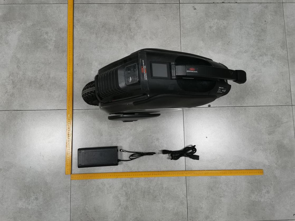 Electric Unicycle - FCC ID 2ADUSV12 - INMOTION TECHNOLOGIES CO., LTD.