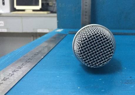 Handheld Microphone - FCC ID 2ADV7AWX6070 - H&F TECHNOLOGIES,IN CORPORATED