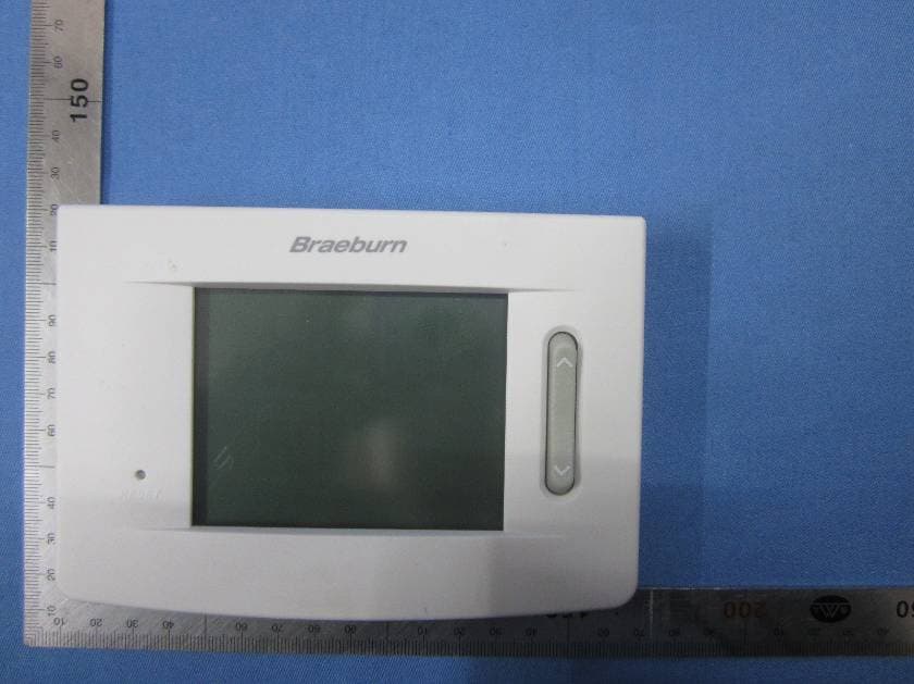 ELECTRONIC THERMOSTAT - FCC ID 2ADX6-7320 - Braeburn Systems LLC (2)