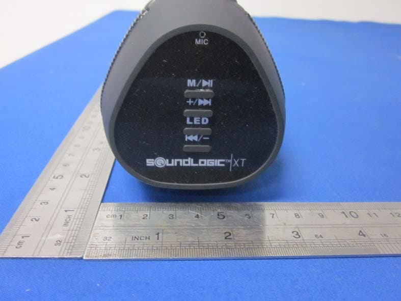 Bluetooth speaker - FCC ID 2ADXM22073CBT - SHENZHEN TEKSUN TECHNOLOGY CO.,LTD (2)