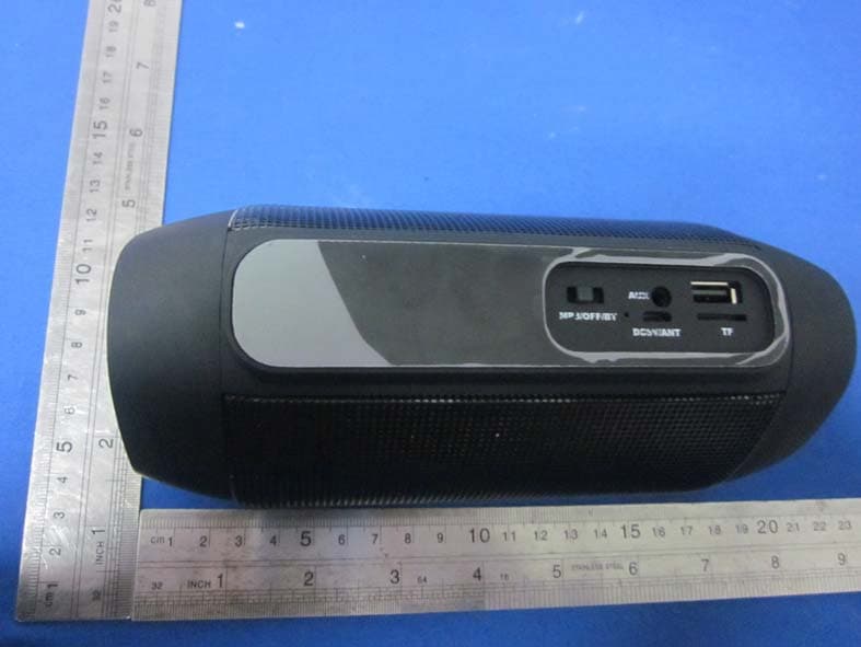 Bluetooth speaker - FCC ID 2ADXM22073CBT - SHENZHEN TEKSUN TECHNOLOGY CO.,LTD (3)