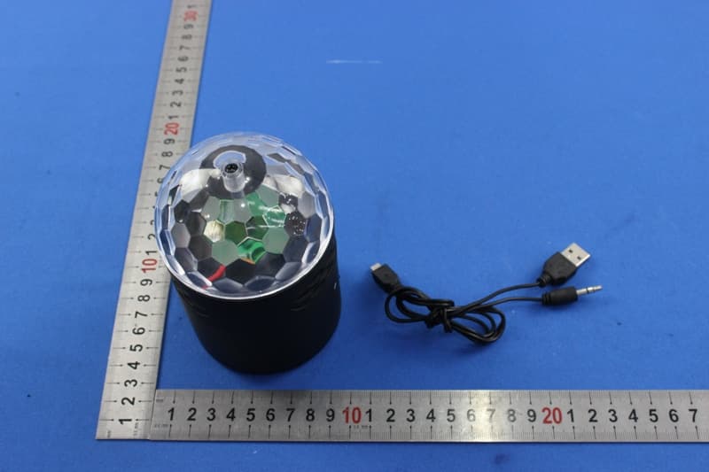 Bluetooth Speaker - FCC ID 2ADXM56808BT - SHENZHEN TEKSUN TECHNOLOGY CO.,LTD (1)