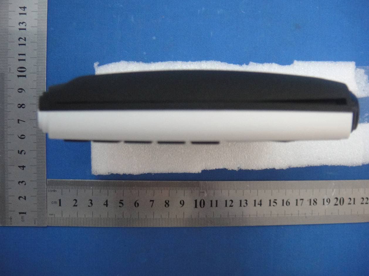 Mini wireless keyboard with Touchpad - FCC ID 2ADXPV6 - SHENZHEN RUI YU XIN TECHNOLOGY CO.,LTD (4)