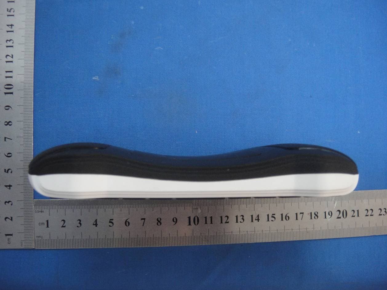 Mini wireless keyboard with Touchpad - FCC ID 2ADXPV6 - SHENZHEN RUI YU XIN TECHNOLOGY CO.,LTD (3)