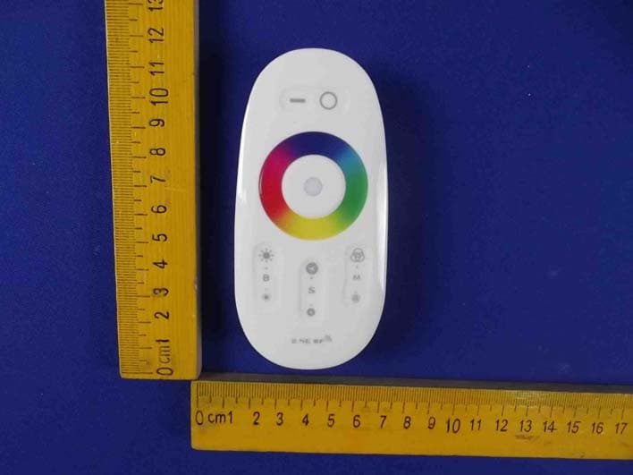 Remote Control - FCC ID 2ADXW-RCL00 - SHENZHEN YIRUI ELECTRONIC TECHNOLOGY CO., LTD (3)