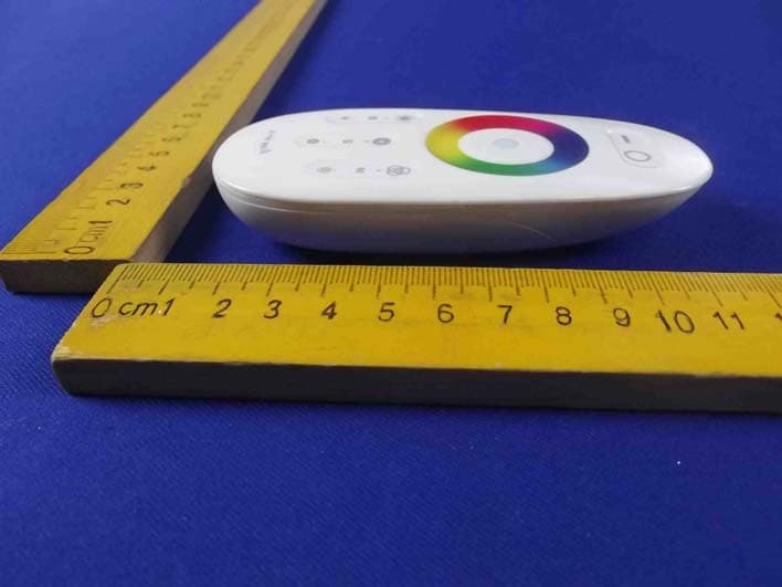 Remote Control - FCC ID 2ADXW-RCL00 - SHENZHEN YIRUI ELECTRONIC TECHNOLOGY CO., LTD (2)